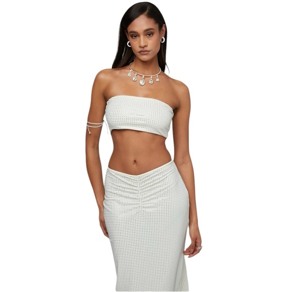WeWoreWhat White Crystal Ruched Pencil Midi Skirt - Picture 2 of 7